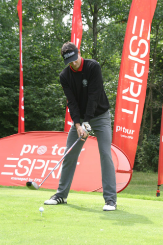 Participation à un tournoi du circuit satellite EPD Tour